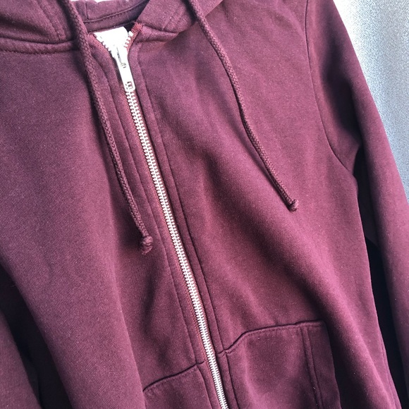H&M zip up hoodie - Picture 3 of 3